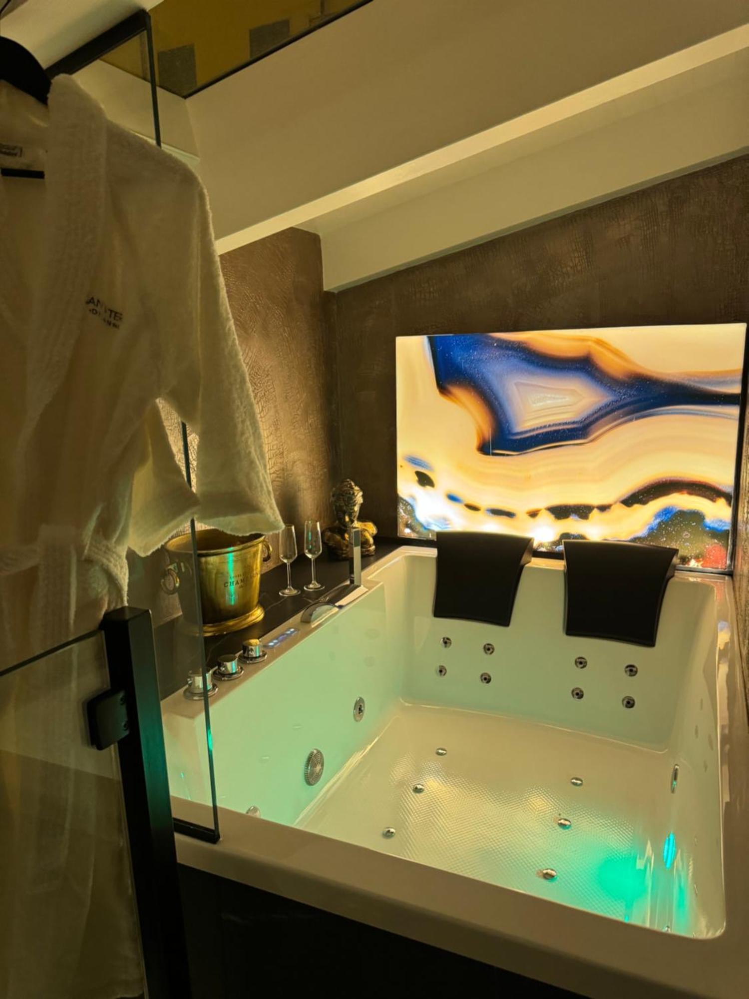 Santateresa19 Suite & Spa Palermo Exterior photo
